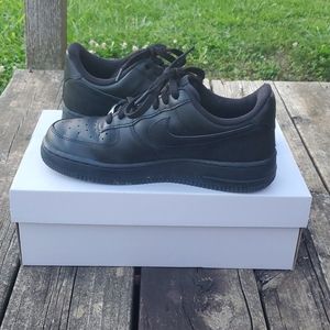 black nike air force ones